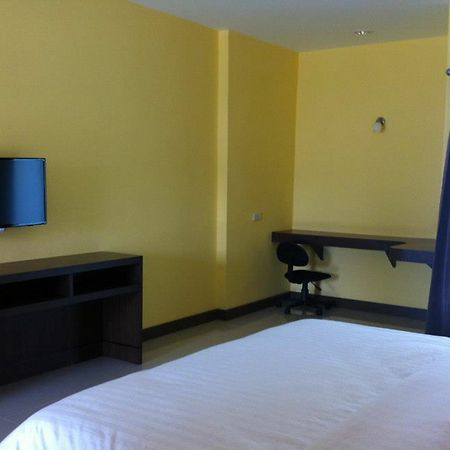 The Mondrian Khon Kaen Apartment Buitenkant foto